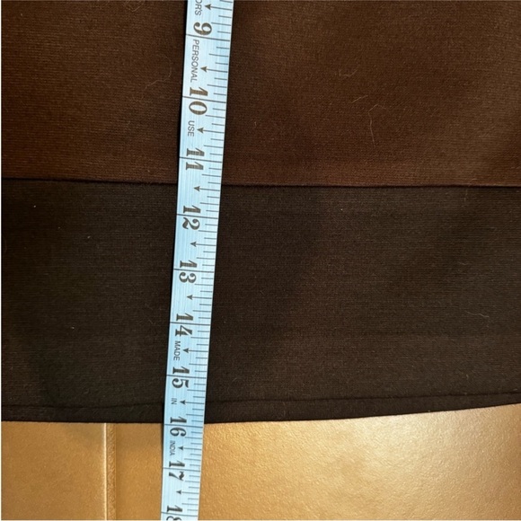 TAHARI ELENA Above the Knee Mini Stretch Lined black brown colorblock mini skirt - Picture 8 of 10